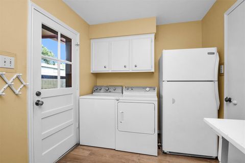 Tiny photo for 5914 Pine Arbor Drive, Houston, TX 77066 (MLS # 19446944)