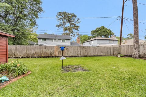 Tiny photo for 5914 Pine Arbor Drive, Houston, TX 77066 (MLS # 19446944)