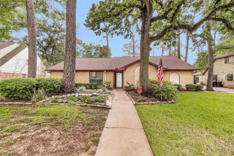 Photo of 5914 Pine Arbor Drive, Houston, TX 77066 (MLS # 19446944)