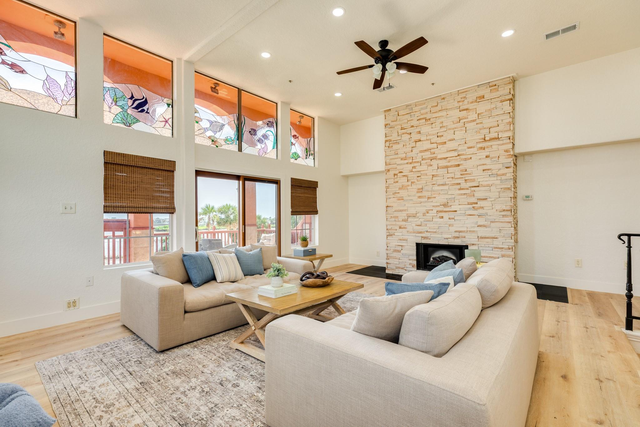 411 Sailfish Lane 101