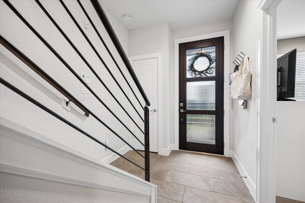 Photo of 2491 W 11th Street, Houston, TX 77008 (MLS # 56634653)