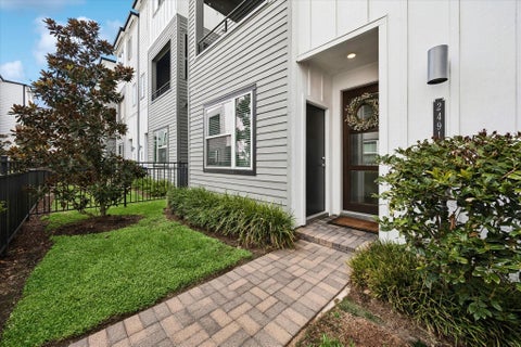 Photo of 2491 W 11th Street, Houston, TX 77008 (MLS # 56634653)