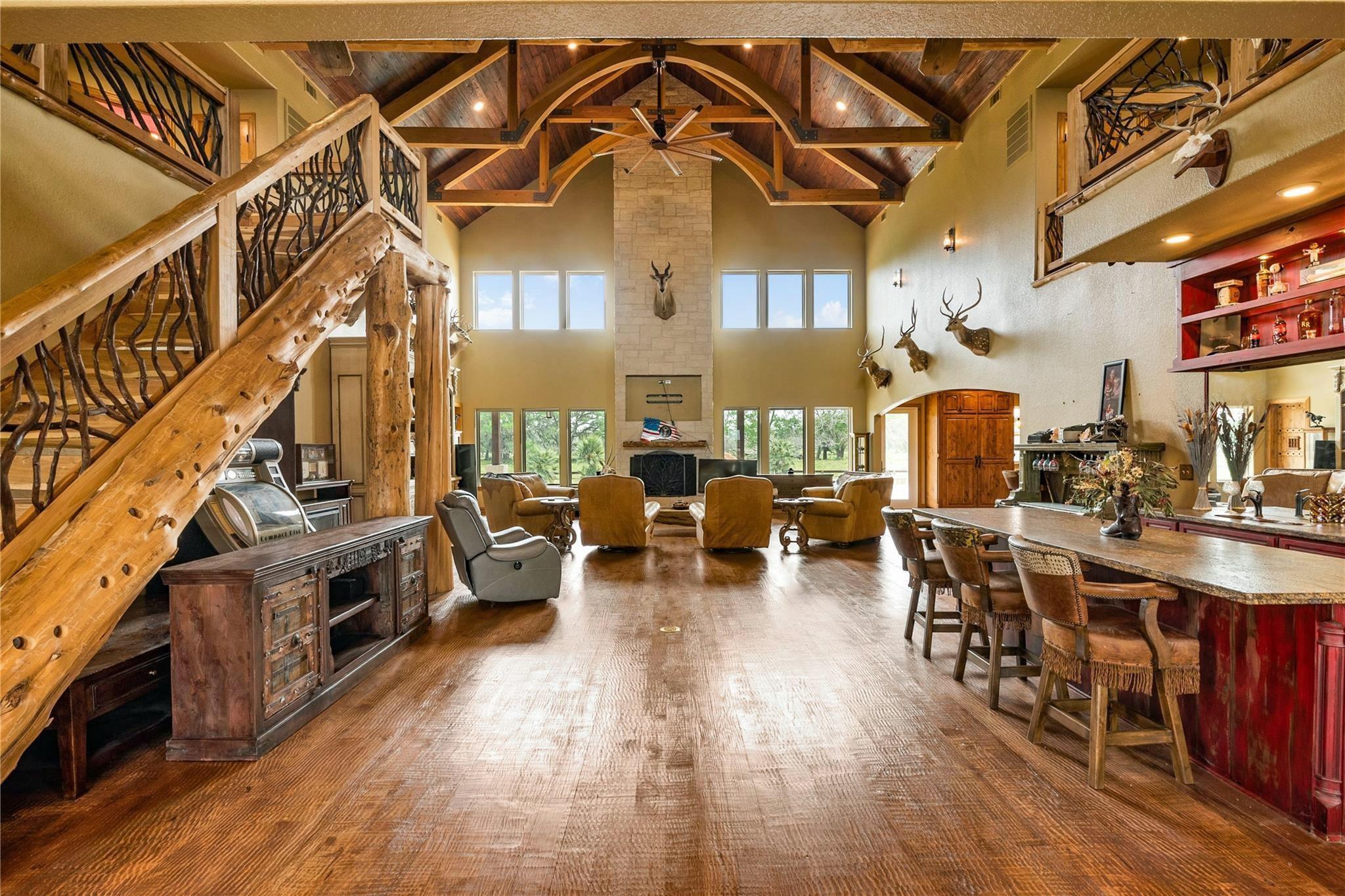 9474 Farm To Market 524 E