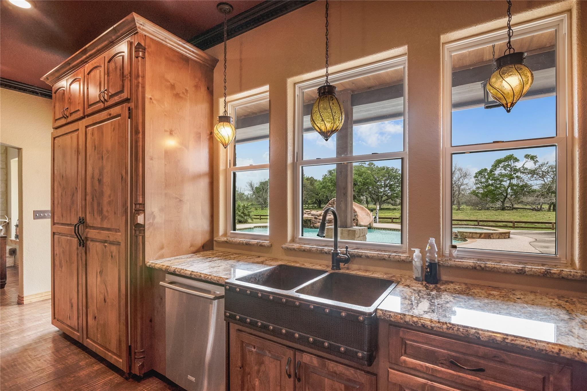 Sweeny, Texas, 77480, United States, 5 Bedrooms Bedrooms, ,5 BathroomsBathrooms,Residential,Active,1919065