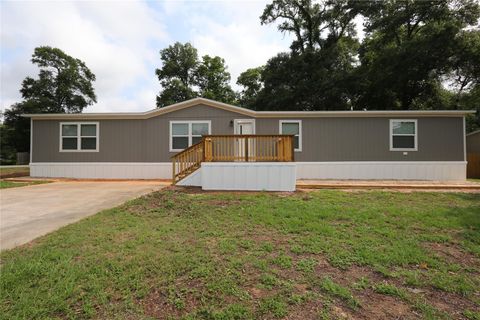 Photo of 16501 E Emerson Circle, Conroe, TX 77306 (MLS # 91062095)