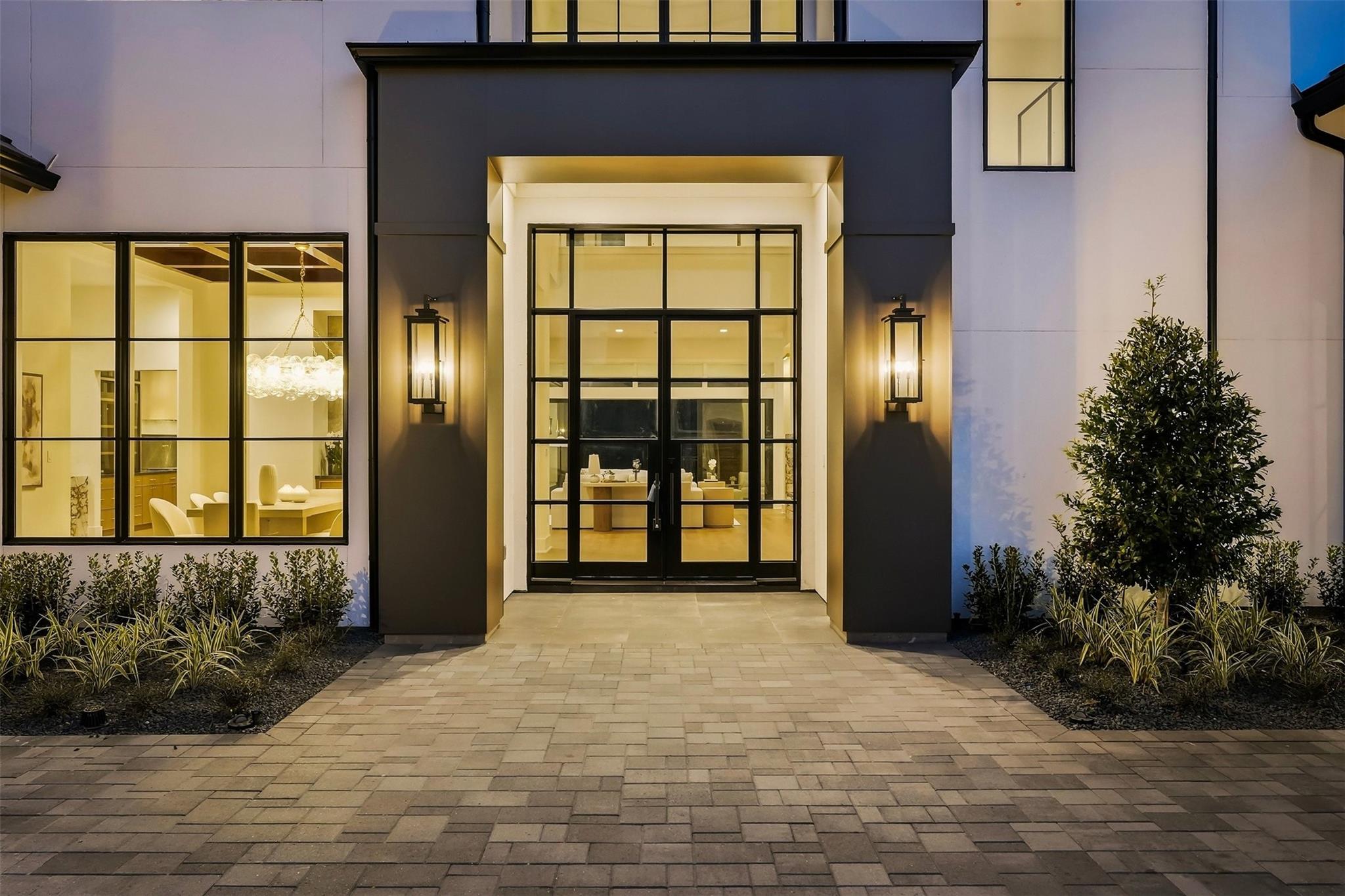 50 Aria Isle Drive