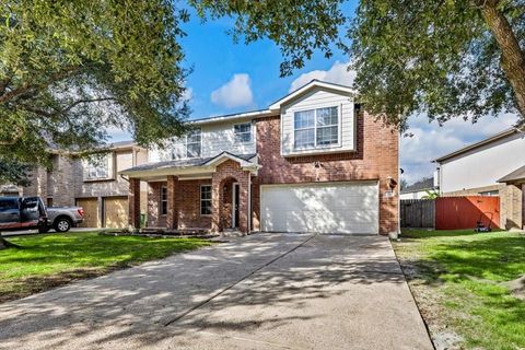 Photo of 158 Bristol Bend Lane, Dickinson, TX 77539 (MLS # 19093660)