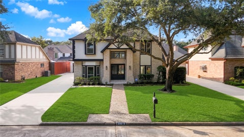 Photo of 20610 Castle Bend Drive, Katy, TX 77450 (MLS # 60619857)