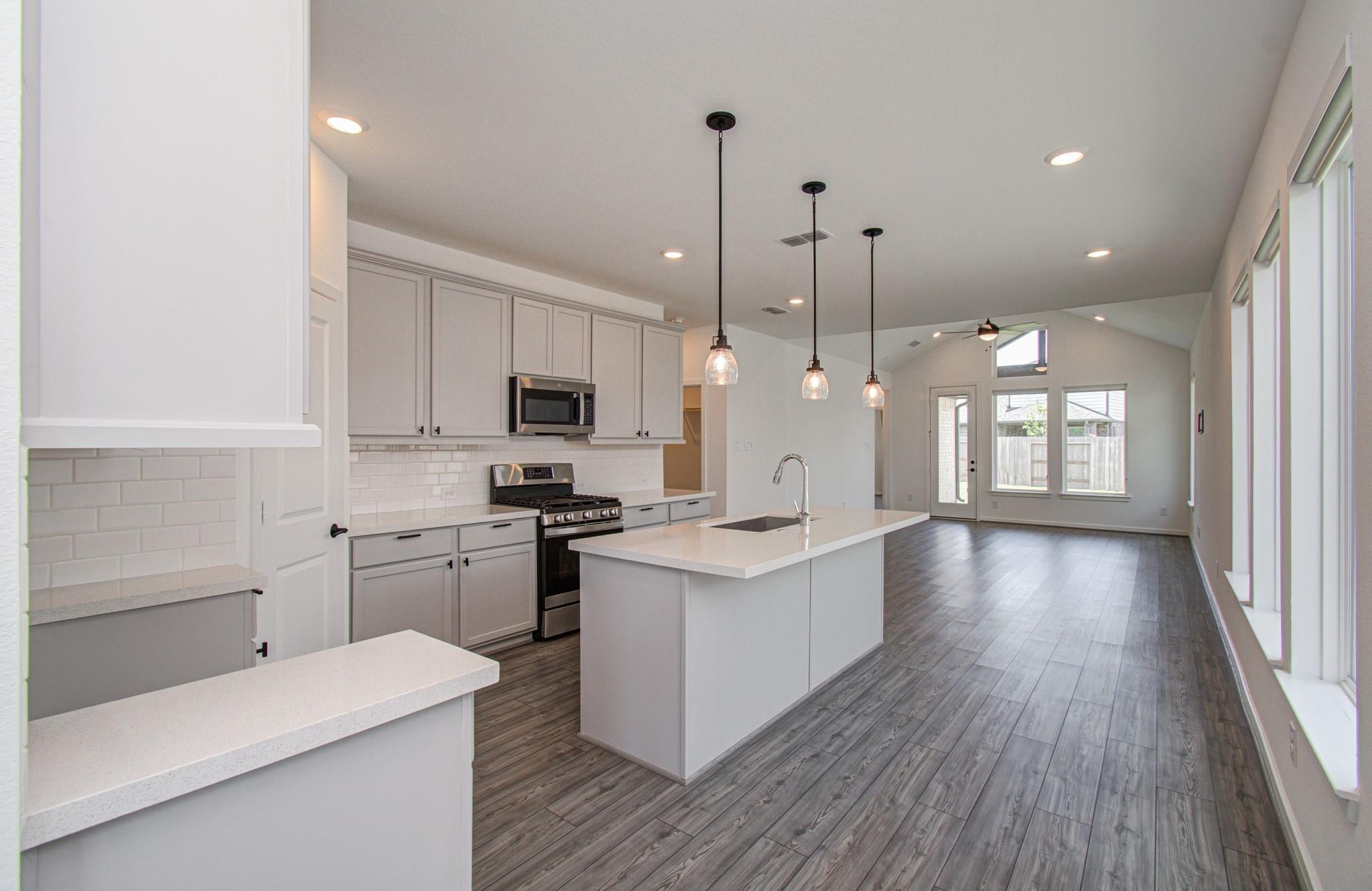 22122 Ingham Bluff Lane