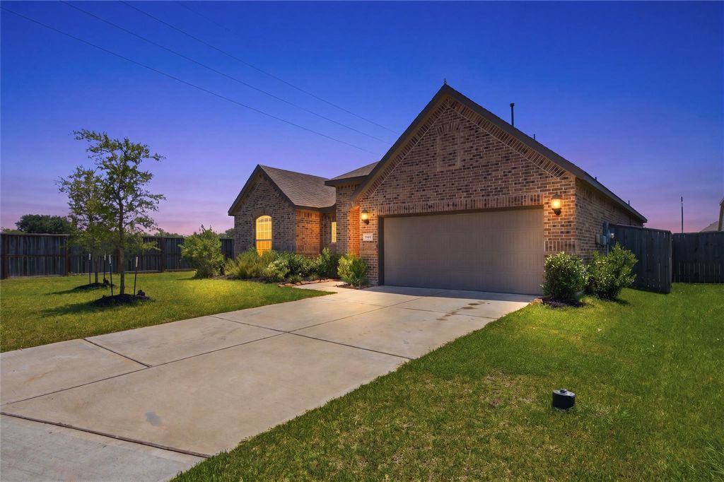Photo of 3603 Paloma Falls Lane, Rosenberg, TX 77469 (MLS # 4147153)