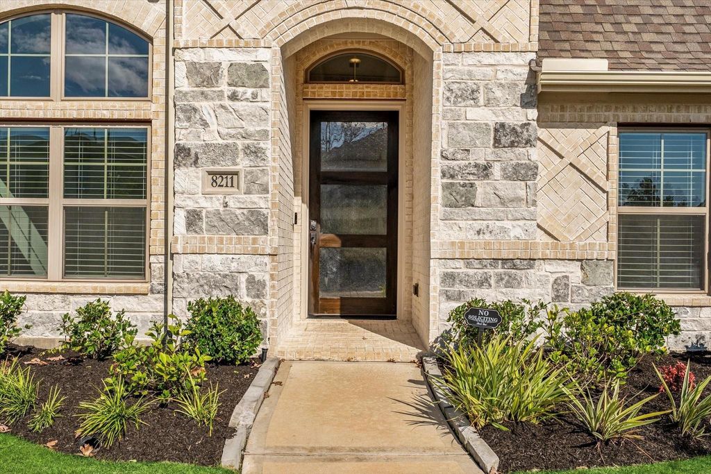 Photo of 8211 Jones Gap Lane, Porter, TX 77365 (MLS # 64149255)