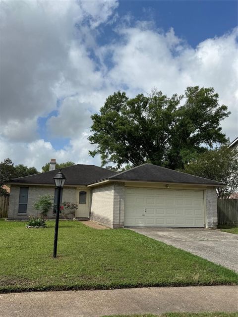 Photo of 4435 Brookhead Trail, Houston, TX 77066 (MLS # 11217442)