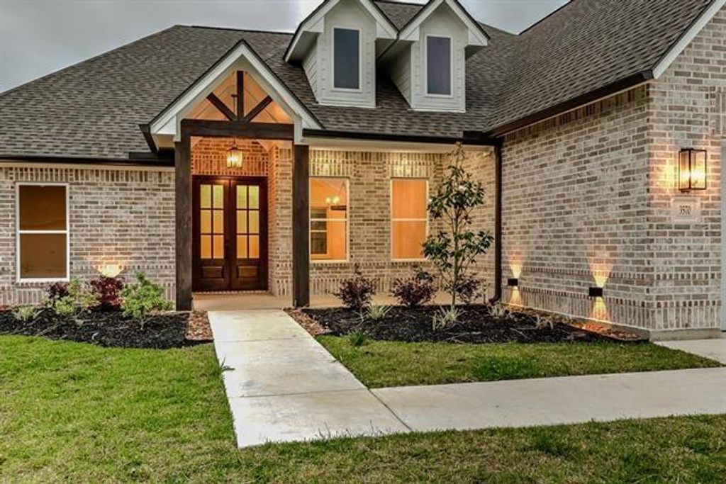 Photo of 3570 Lily Lane, Beaumont, TX 77713 (MLS # 55218321)