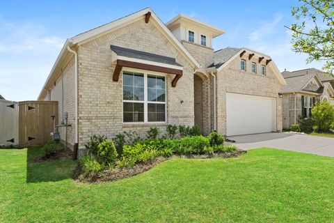 Photo of 3909 Sterling Springs Lane, League City, TX 77573 (MLS # 10604492)