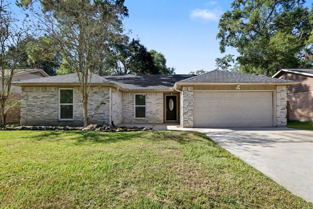 Photo of 2922 Park Garden Drive, Houston, TX 77339 (MLS # 37970743)