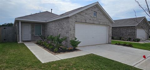 Photo of 722 Falling Cave Drive, Willis, TX 77378 (MLS # 95495599)
