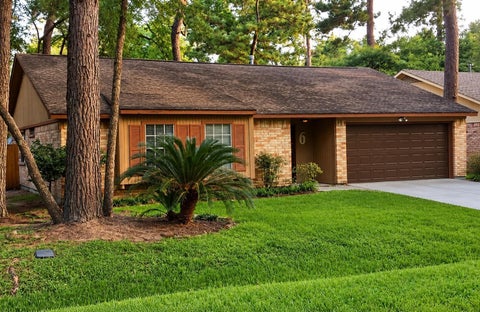 Photo of 6 Leverwood Court, The Woodlands, TX 77381 (MLS # 45400424)