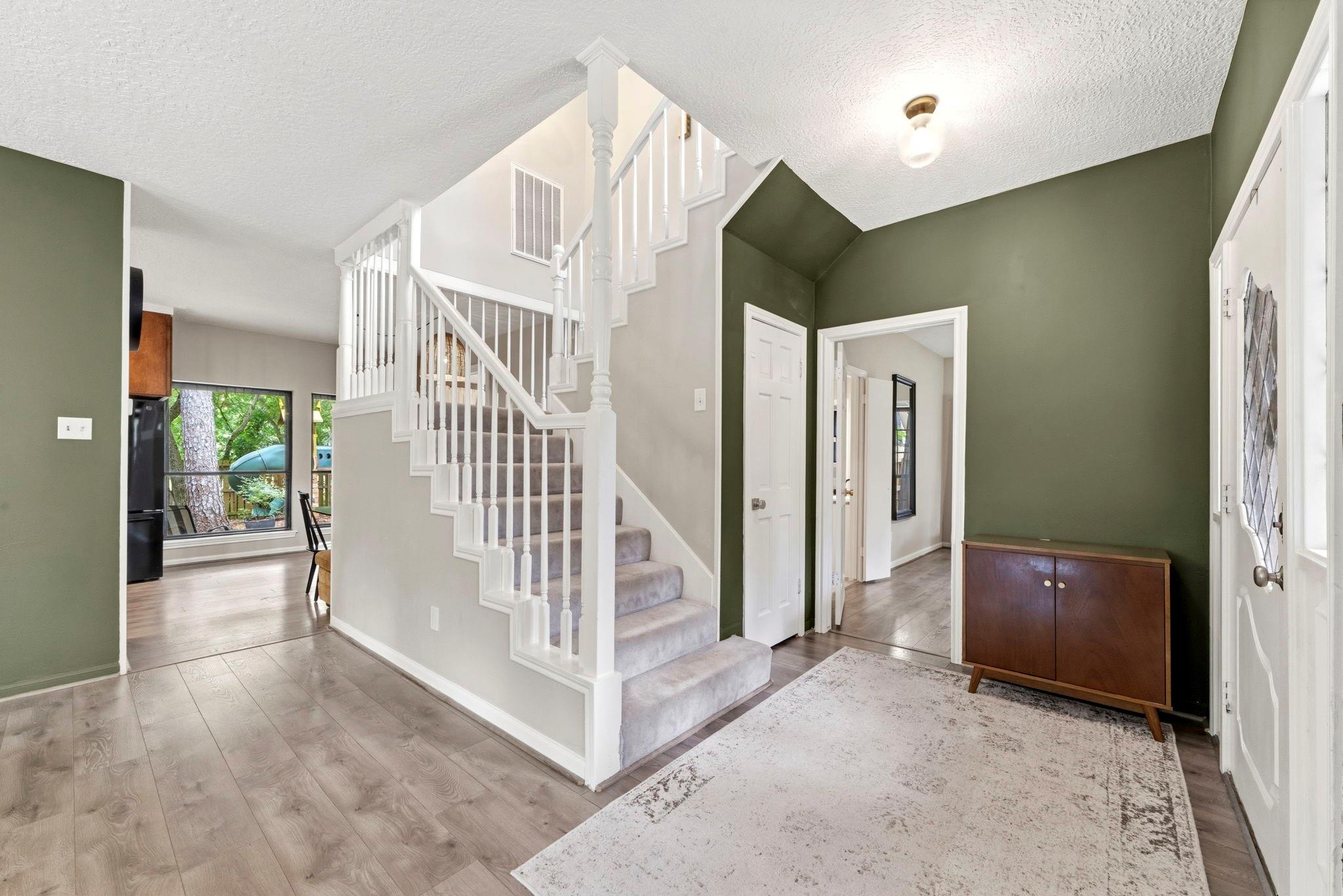 16 Gilcrest Forest Court