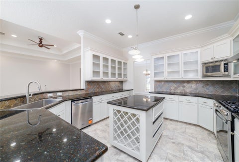 Tiny photo for 203 Canyon Oak Drive, Lake Jackson, TX 77566 (MLS # 31792131)