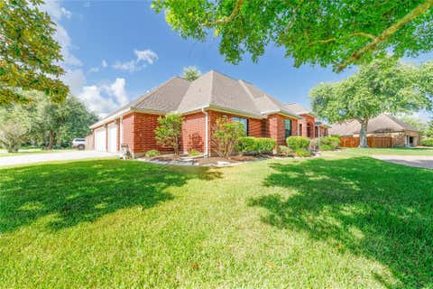 Tiny photo for 203 Canyon Oak Drive, Lake Jackson, TX 77566 (MLS # 31792131)