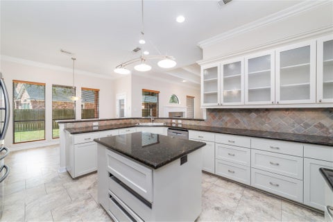 Tiny photo for 203 Canyon Oak Drive, Lake Jackson, TX 77566 (MLS # 31792131)