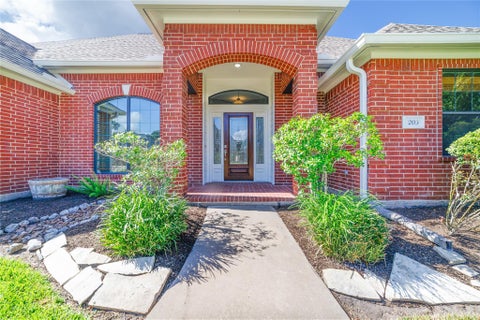 Tiny photo for 203 Canyon Oak Drive, Lake Jackson, TX 77566 (MLS # 31792131)