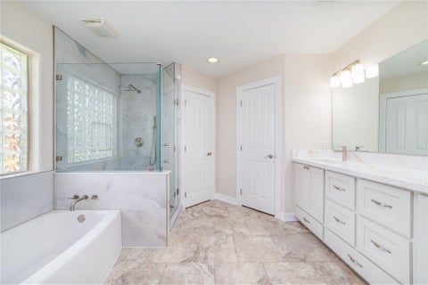 Tiny photo for 203 Canyon Oak Drive, Lake Jackson, TX 77566 (MLS # 31792131)