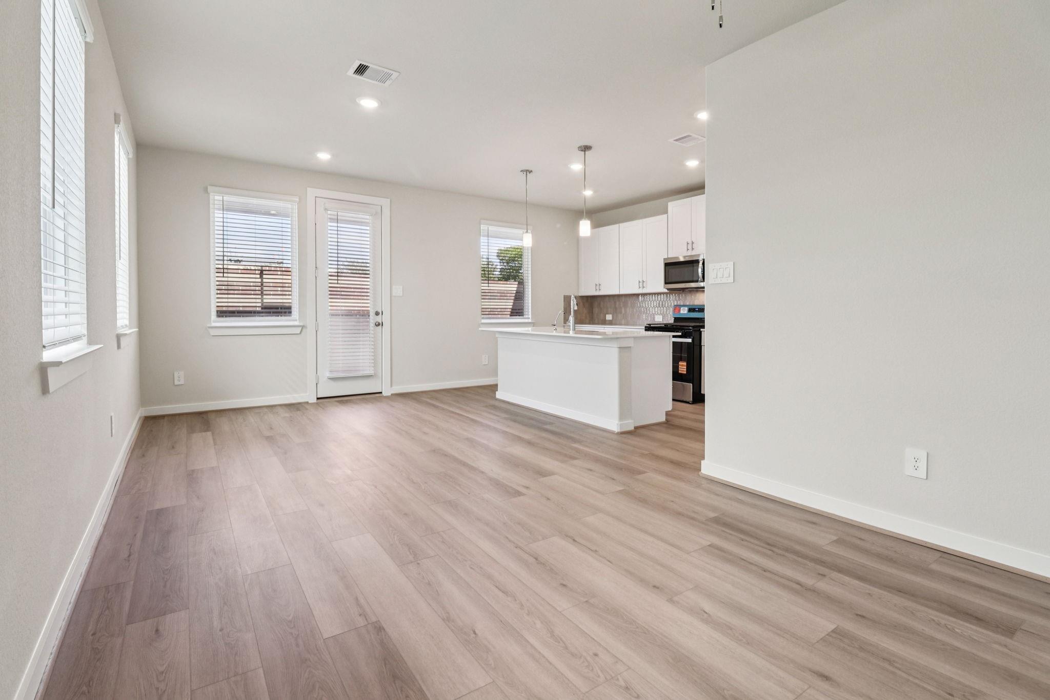 1123 Cedar Place Lane