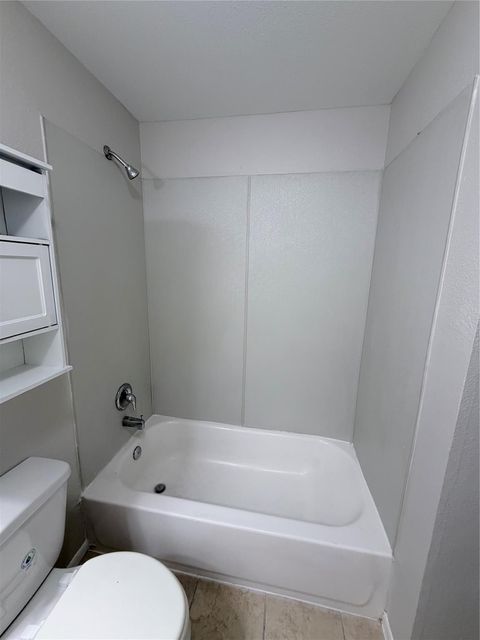 Tiny photo for 866 N Victory Drive, Houston, TX 77088 (MLS # 34080899)