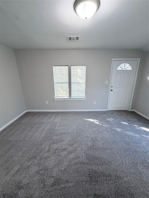 Tiny photo for 866 N Victory Drive, Houston, TX 77088 (MLS # 34080899)