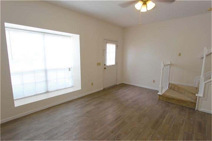 Photo of 2930 Grants Lake Boulevard #2305, Sugar Land, TX 77479 (MLS # 21425392)