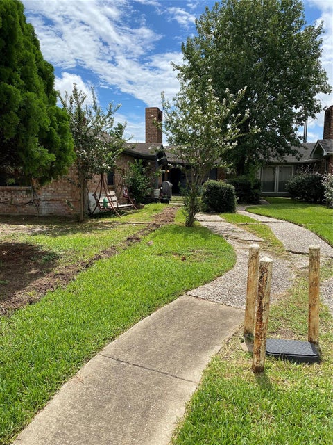 Multifamily For Rent - 14516 E Woodforest Boulevard #14516<br/> Harris County, Houston, TX 77015