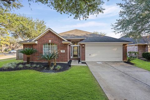 Photo of 2238 Village Dale Avenue, Houston, TX 77059 (MLS # 86714239)