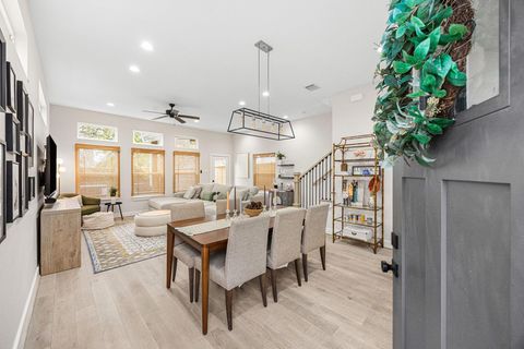 Tiny photo for 317 Sikes Street, Houston, TX 77018 (MLS # 35045550)