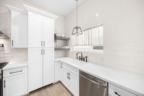 Tiny photo for 317 Sikes Street, Houston, TX 77018 (MLS # 35045550)