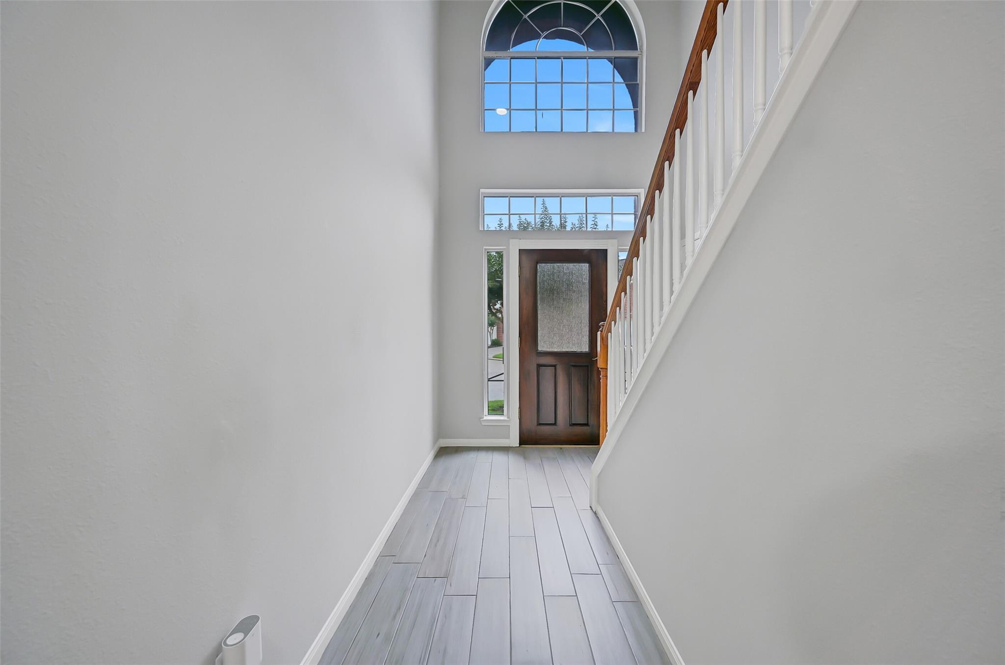 1408 S Friendswood Drive 202
