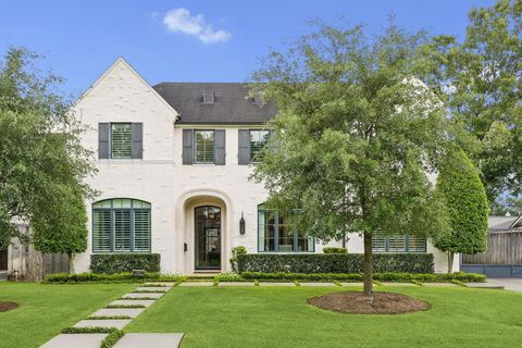 Photo of 6231 Briar Rose Drive, Houston, TX 77057 (MLS # 12156359)