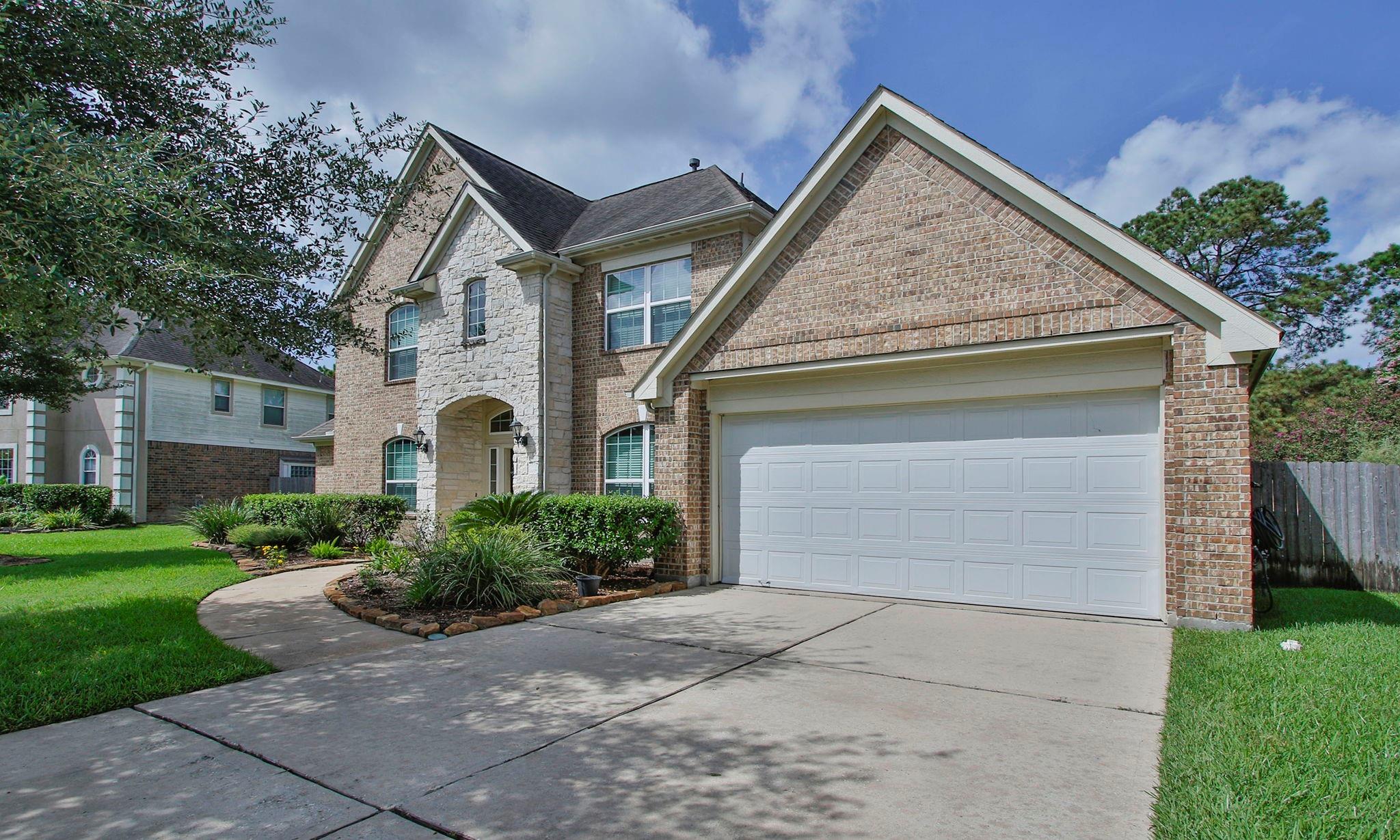 18407 Crooked Oak Way