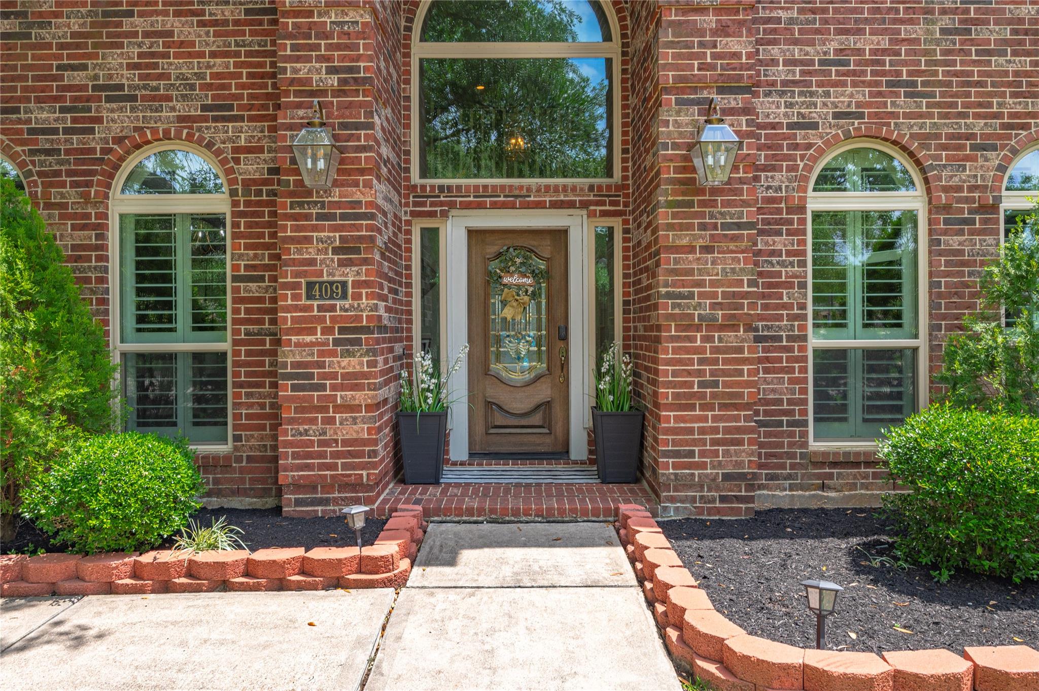 409 Silverleaf Drive