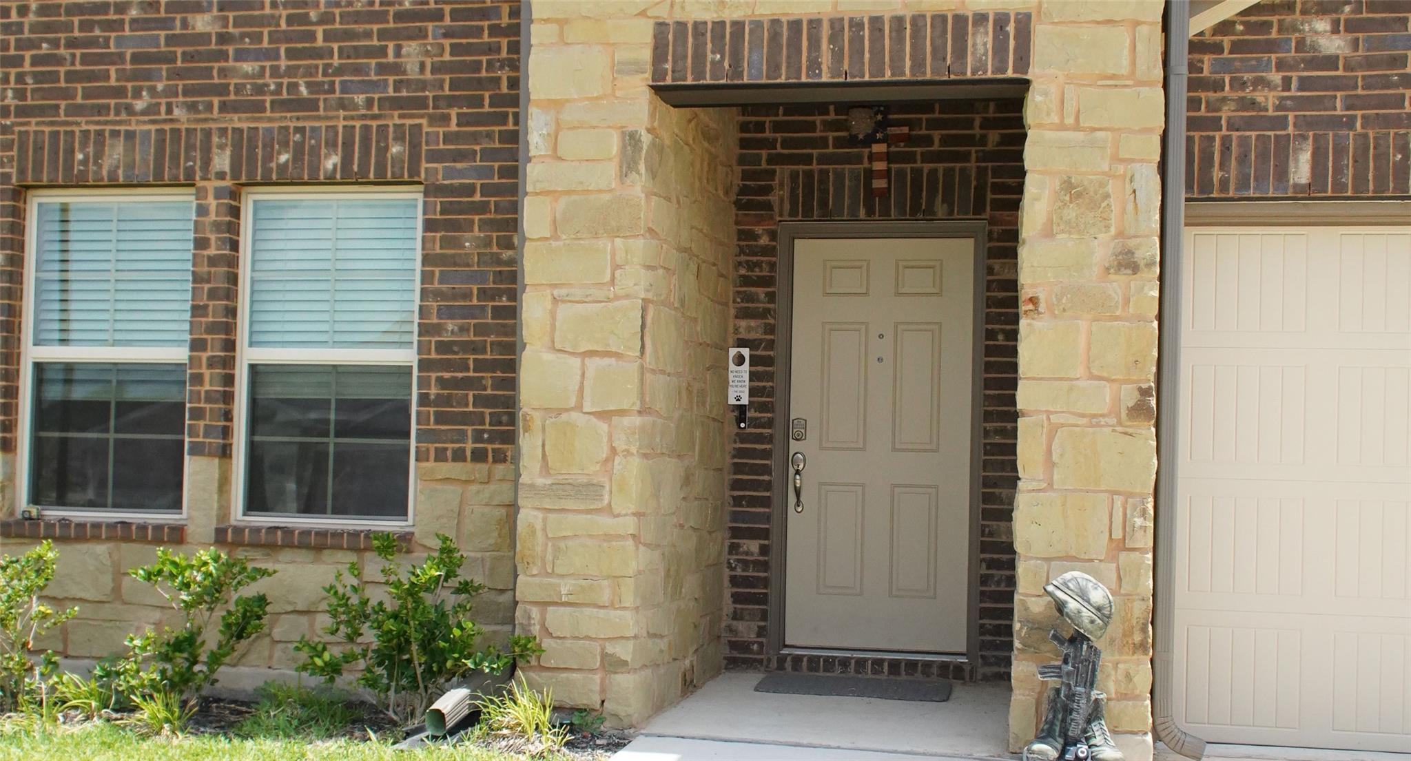 1716 Grimes Drive