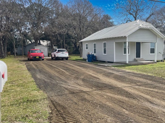 2609 3RD ST, ROSENBERG, TX 77471 - Image ea524828de674ca7fb94207c6ee21c2a/1521409685