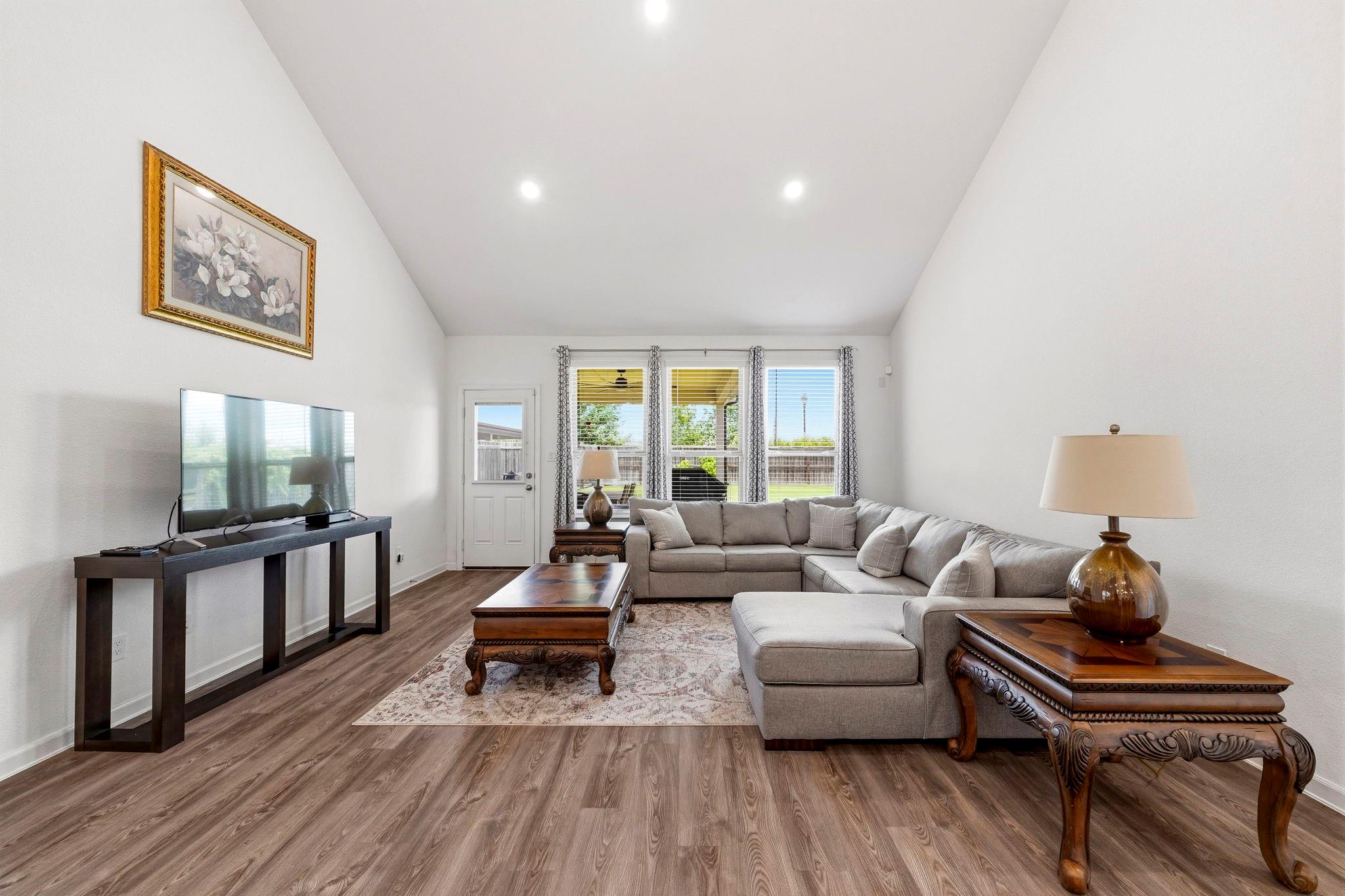 30010 Vallonea Oak