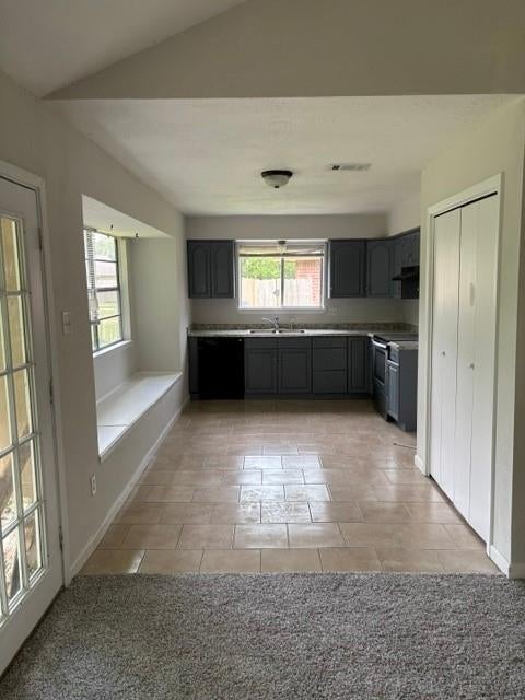 2910 Heritage House Drive