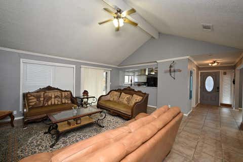 Photo of 13102 Richmond Avenue, Houston, TX 77082 (MLS # 48852022)