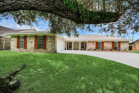 Homes For Sale - 2814 Spyglass Lane<br/> Missouri City, TX 77459