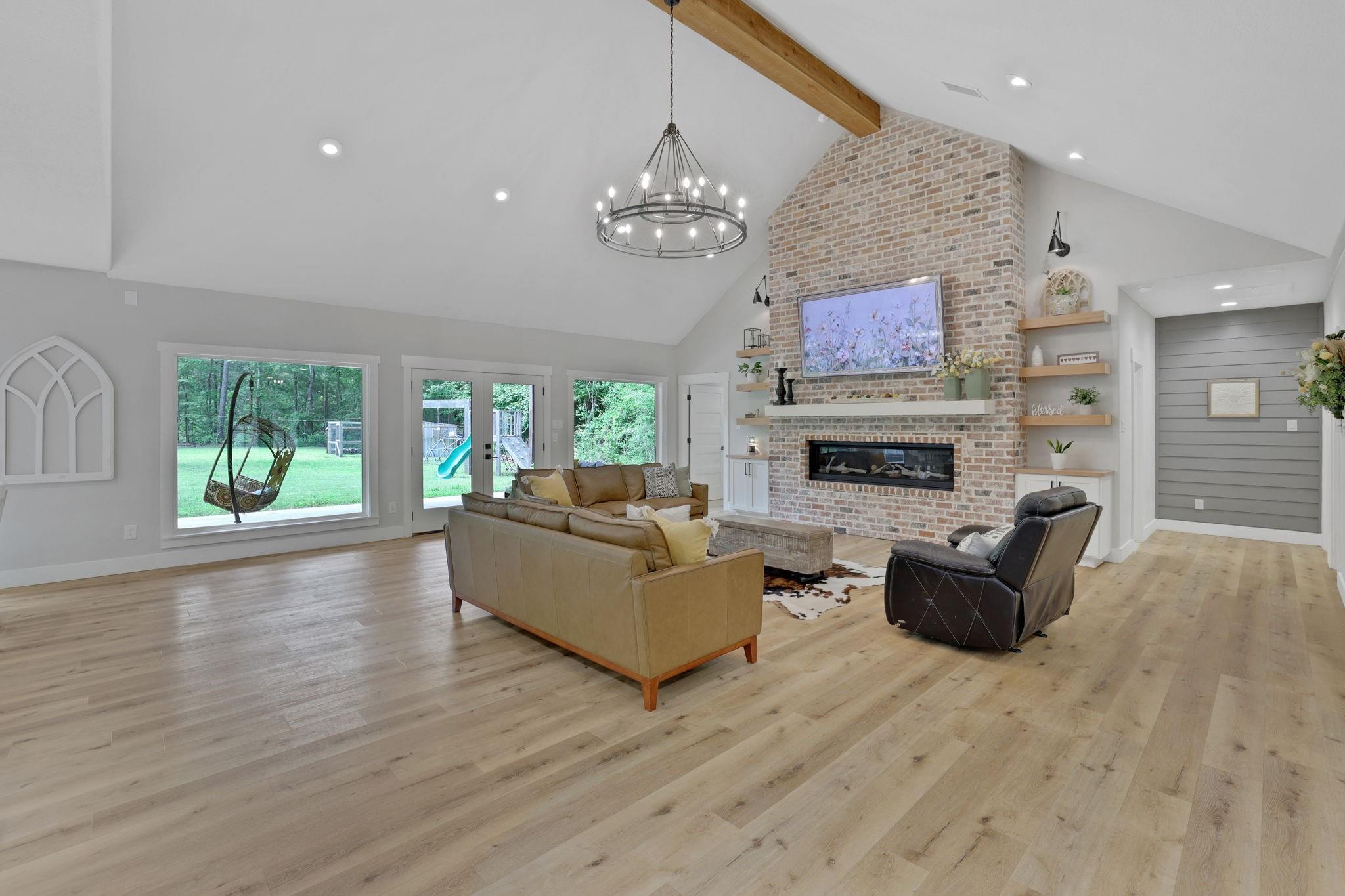 17320 Sycamore Trail