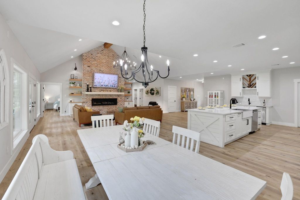 Photo of 17320 Sycamore Trail, Conroe, TX 77302 (MLS # 35843908)