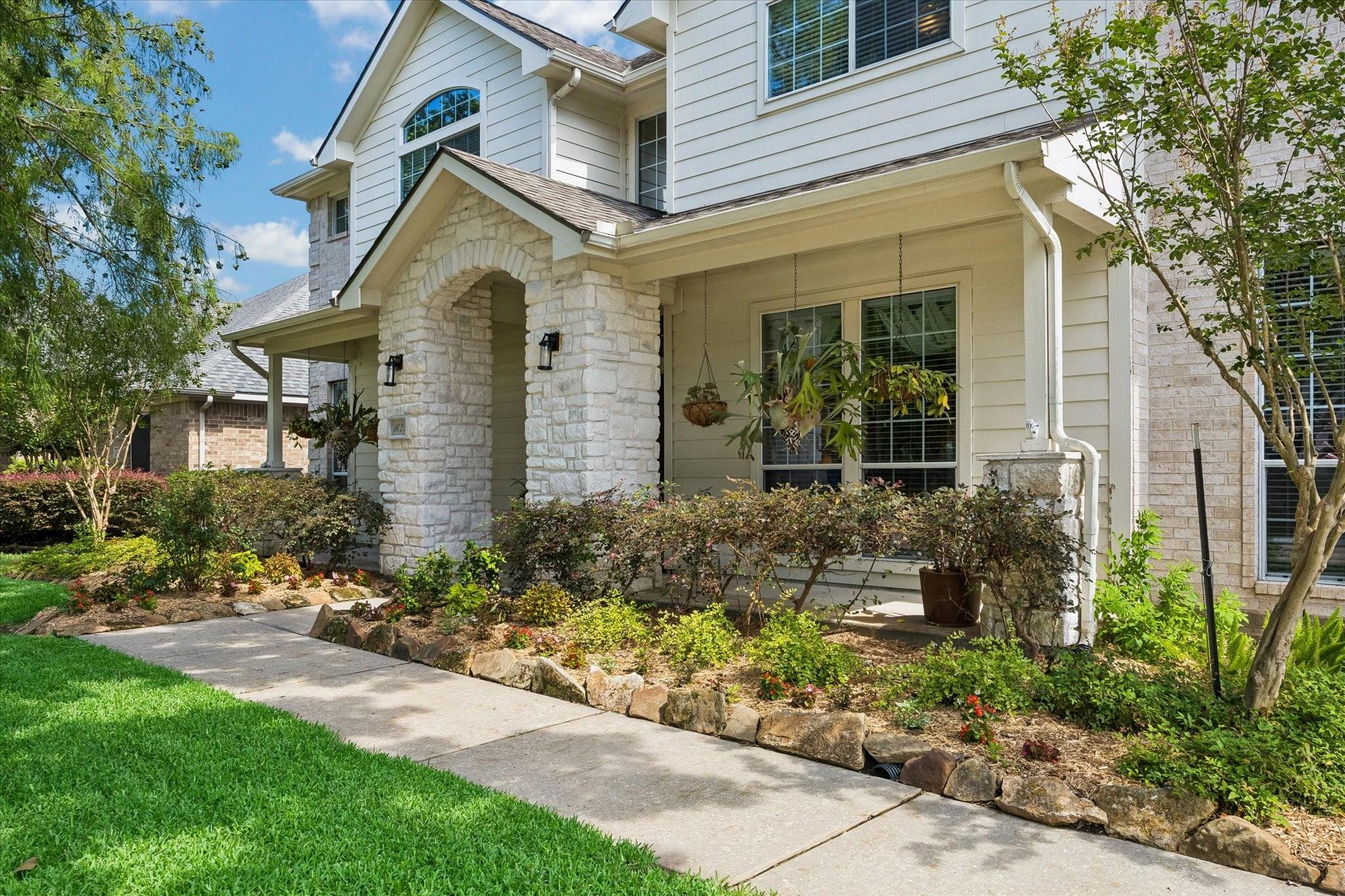 1622 Old Orchard Lane