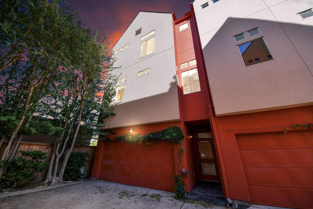 Photo of 2436 Bissonnet Street #8, Houston, TX 77005 (MLS # 48751465)