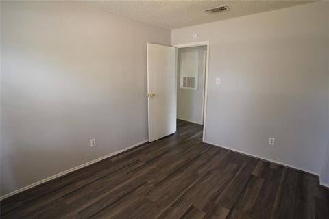 Tiny photo for 5422 Farley Drive #B, Houston, TX 77032 (MLS # 76837994)